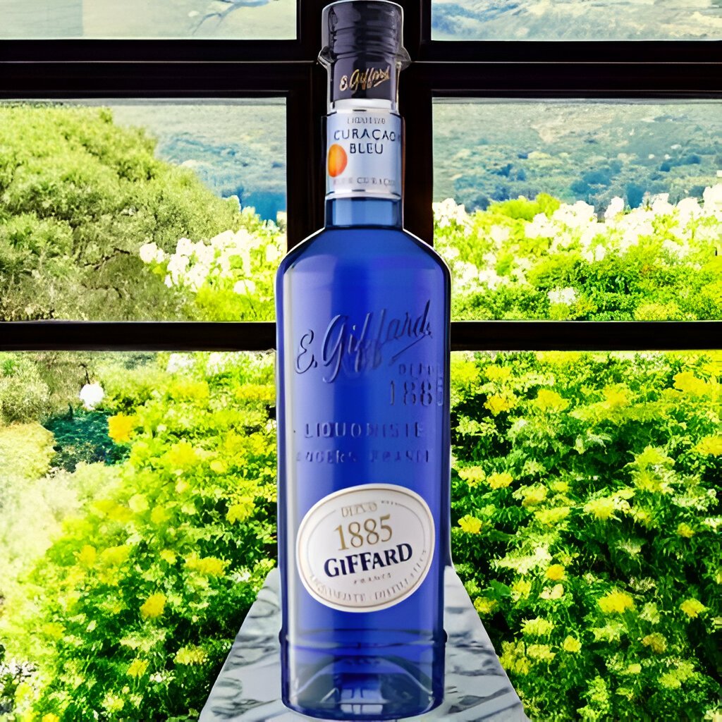 Giffard Curacao Bleu Liqueur 750ml in United States - Giftpack